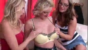 hard nippale lesbian